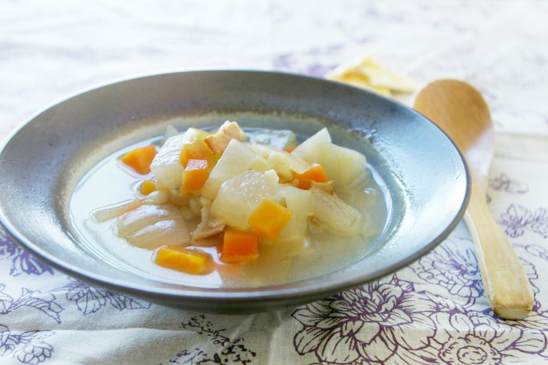 プチプチ大麦＆根菜たっぷり♪野菜で満足するスープ