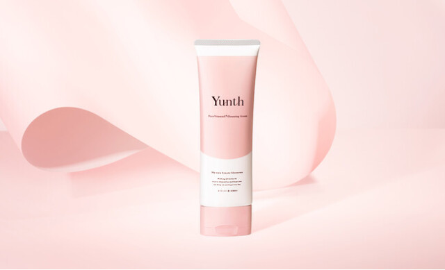 「Yunth生ビタミンC美白美容液」から生まれたメイク落とし＆泡洗顔でくすみケア