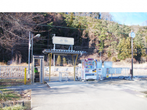 駅舎もない無人駅ですが、なんともおめでたい駅名です^0^