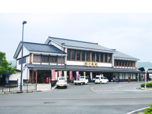 旧駅舎の再活用「まちの駅」として生まれ変わりました♪