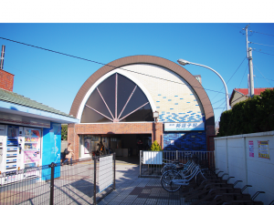 北口と南口 100メートル以上も離れてます・・・