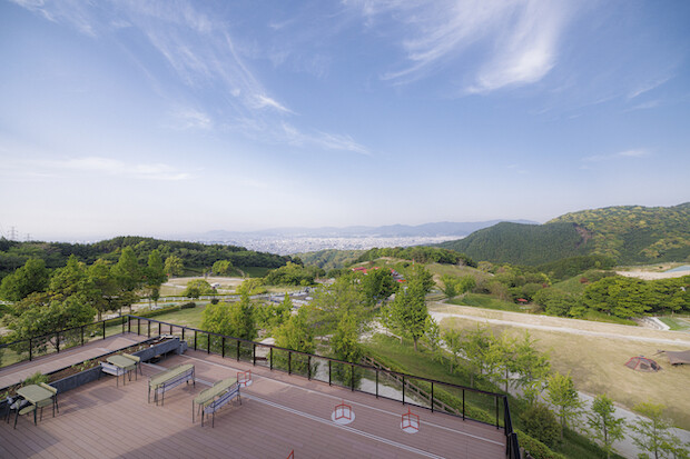 〈Snow Peak〉の宿泊施設も誕生。福岡・油山で楽しむ10のアクティビティ