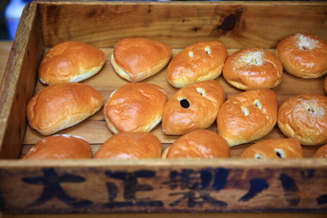 100年続く、素朴で懐かしいパン屋さん。地元の人が毎日のように通う京都・西陣の「大正製パン所」