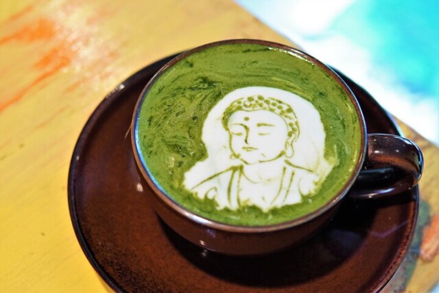 素敵なカフェで出会ったキュートなラテアート♪鎌倉「アルファベッティカフェ」