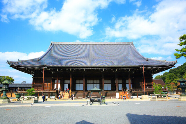 約9年に及ぶ修理が今春完了！大修理を終えたばかりの国宝・御影堂を有する、京都「知恩院」