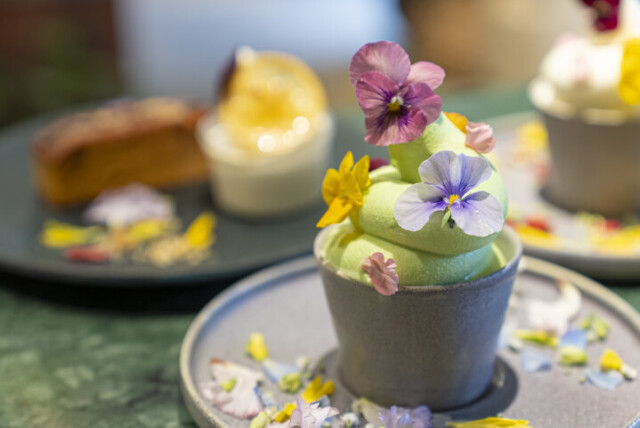 花のソフトクリームが楽しめるカフェも♪京都・御所南のフラワーショップ「Maestro」