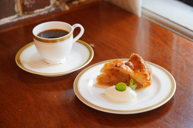 銀座の地で昭和初期のカフェ文化を伝える「トリコロール本店」