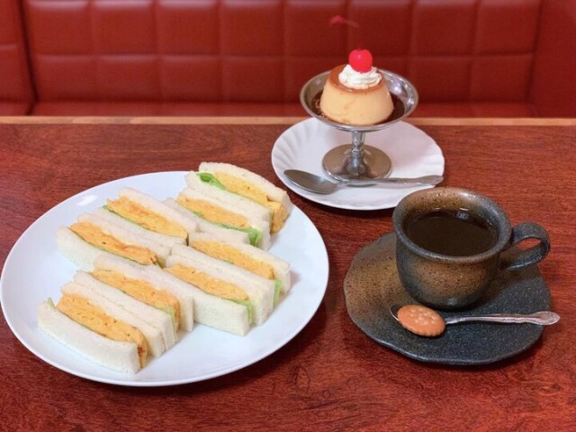 昭和の想い出が受け継がれる喫茶店。昔懐かしのサンドゥイッチを味わう「はまの屋パーラー有楽町店」
