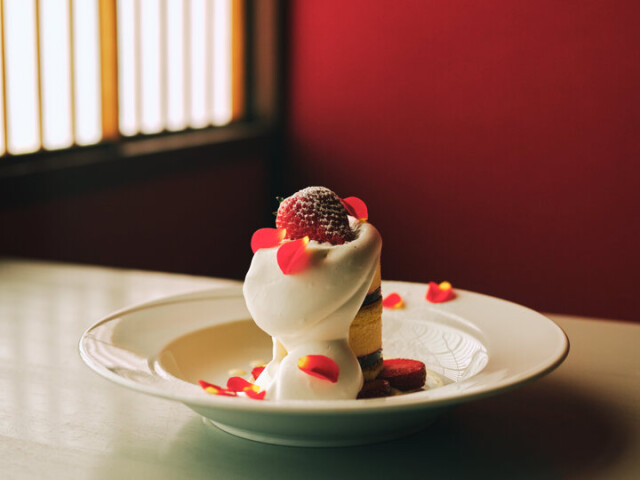 ひんやり冷たい新感覚のショートケーキ♪金沢・ひがし茶屋街にある「苺菓子りつか」