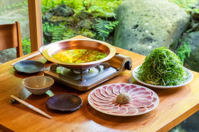 名物の鴨すきや地物野菜をランチでも♪和モダンな町家が素敵な京都・福知山の「柳町」
