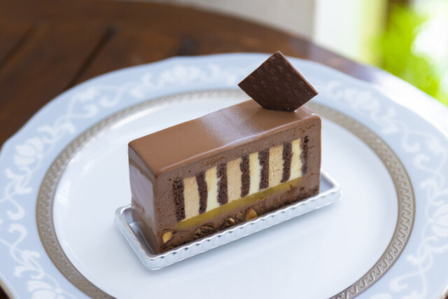 世界一の称号を得たチョコレートケーキを求めて神戸北野の「L’AVENUE」へ