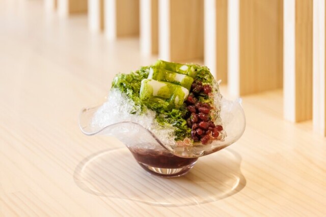 福井の夏の風物詩 “手かき氷” が通年で味わえる♪ 羽二重餅で知られる老舗「松岡軒」