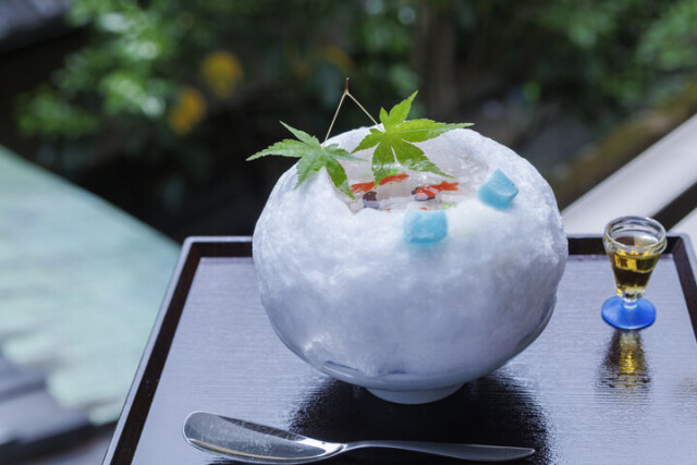 京都「二條若狭屋 寺町店」で、こだわりの氷を使った老舗和菓子店ならではの絶品かき氷を♪