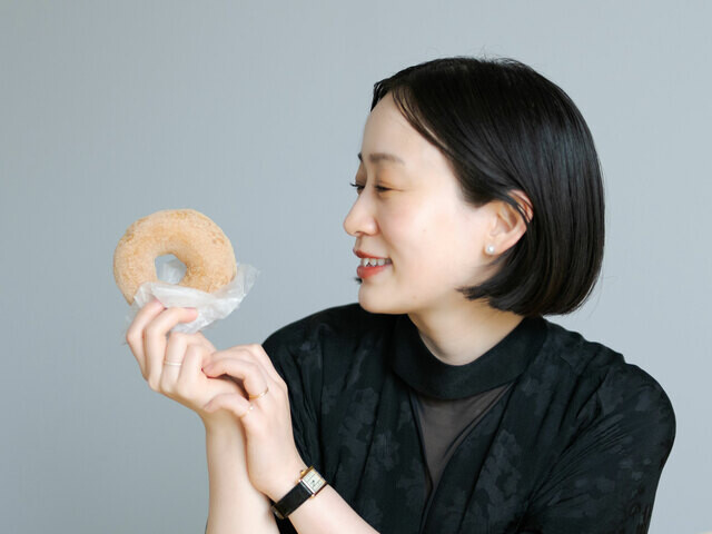 【フードエッセイスト平野紗季子さん】コミュニケーションがままならないときや許せないときは「ドーナツを食べて自分の中のやさしい心を呼び起こします」
