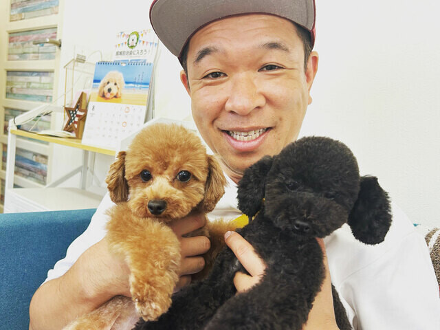 元プラスマイナス兼光タカシ「解散前に犬を引き取る決断をしておいて本当によかった」“激動の1年”を癒やし支えた愛犬2匹