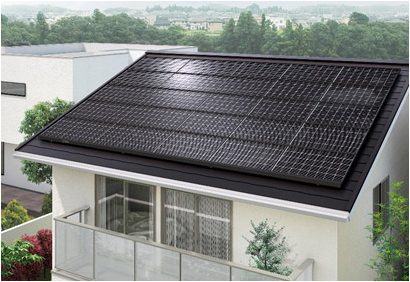 LIXIL、屋根形状にあわせて大容量搭載可能なソーラーパネル「Gシリーズ」新発売