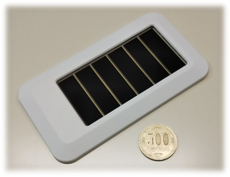 シャープ、色素増感太陽電池を用いたビーコンを開発