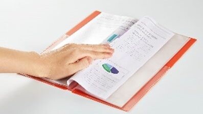 細っ、いや「HOSSO（ホッソ）」！キングジムより、横幅1/2の省スペースファイル