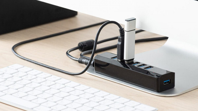 電源の消し忘れを防ぐUSBハブ！7台同時に接続できる、サンワサプライ「400-HUBA070BK2」
