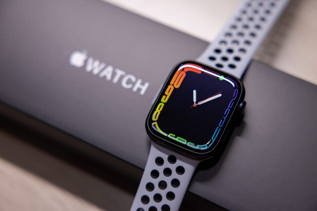 アップル、Apple WatchのAndroid対応に3年もかけていた？ しかし「技術的な制約」からプロジェクト中止に…