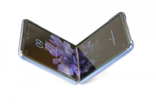 「Galaxy Z Flip6」もチタニウム製ボディに!? チップも2種類を用意か…
