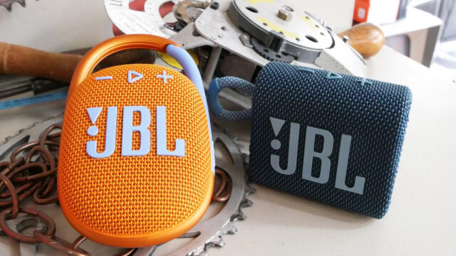 JBL、Bluetooth スピーカー「JBL GO 4」「JBL CLIP 5」を同時発売。スマホ直聴きの人へ向けた新型は豊富な全9色がラインナップ