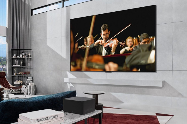 「インテリア最優先テレビ」出た！ 壁ピタと配線フリーを実現するワイヤレス有機ELテレビ「OLED M4」発売