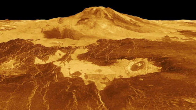 30年前の観測データから金星に新たな溶岩流が見つかる