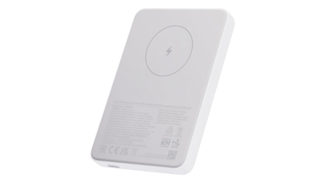 重さ135g＆薄さ12mm。だけどiPhoneフル充電可。Xiaomiのワイヤレスモバイルバッテリーがスゴすぎた