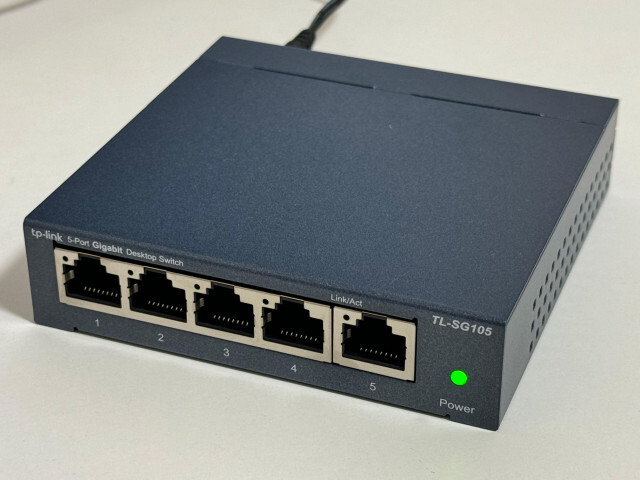 挿すだけで使えて1台4役こなす優秀さ。スイッチングハブでネット遅延を防ごう #Amazon新生活