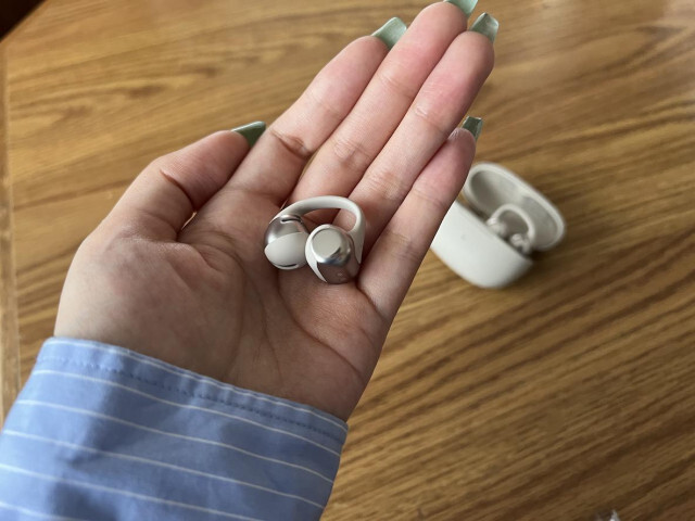 Shokzのイヤカフ型イヤホン「没入し過ぎたくないけどちゃんと聴きたい」を叶える
