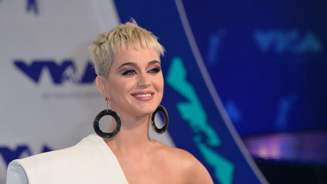 娯楽化する宇宙ビジネス。ケイティ・ペリー、ベゾス氏の婚約者らが宇宙へ