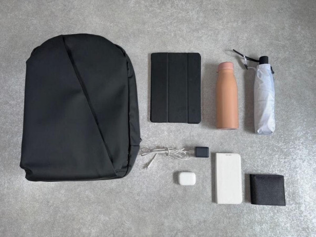 リュックを背負ったままスマホやドリンクの出し入れできる！『QUICK PACK』シリーズ初の通勤リュック「QUICK PACK officer」