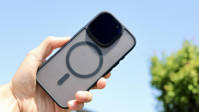 iPhoneで写真上級者になりたい？じゃあ着けよっか、この“サングラス”を