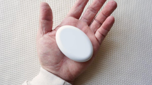 室内モード、屋外モード、睡眠モードを使い分け！心の落ち着きを色で可視化する「カームストーン」