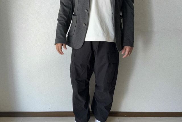 水や風を防ぎつつ湿気は外に逃がしてくれる「エアロファティーグパンツ」なら雨の日も快適