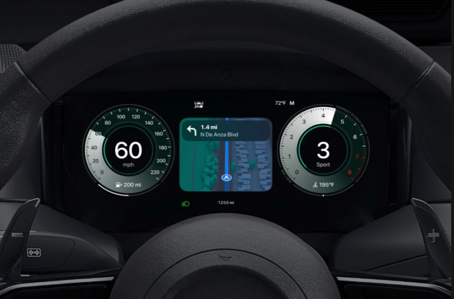 Apple CarPlayに「ウルトラ版」登場。スマホと車をつなぐ一番の問題は棚上げ