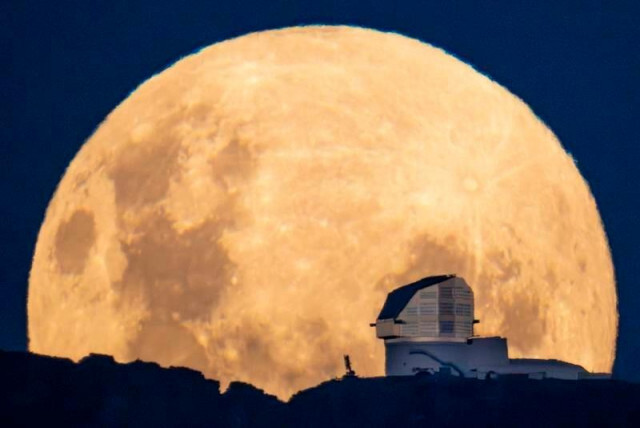 宇宙が見えすぎる時代へ。チリの天文台で32億画素の望遠鏡が運用開始