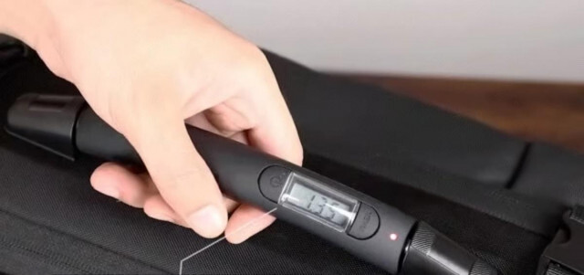 空の旅の準備が楽に！衣類の圧縮機能と重量計測器内蔵のバックパック「N-BAG2」
