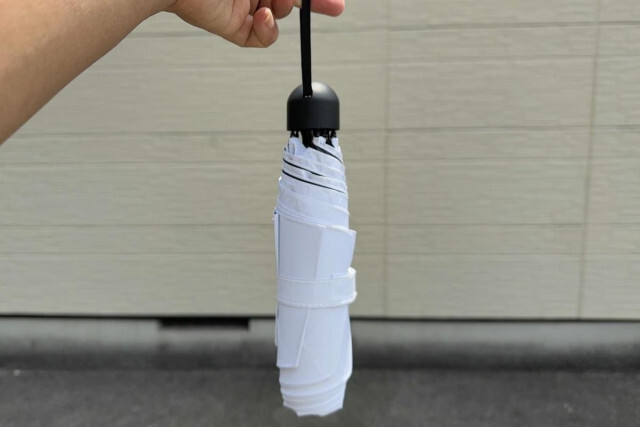 雨でも晴れでも使える！缶コーヒーより軽く３秒でたためる折りたたみ傘「nurenu Air」
