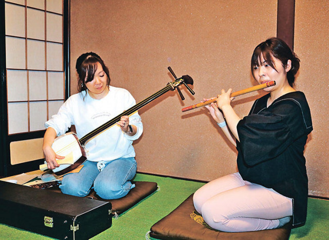初の女性地方、松平さん・山下さん腕磨く　４〜５日に南砺で城端曳山祭、伝統継承へ