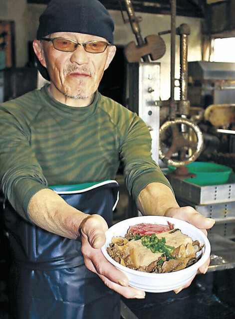 白山麓の堅豆腐で牛丼　誘客へ丸五食品　１５日に近江町市場でＰＲ
