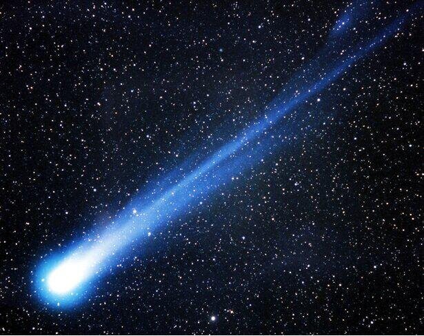 彗星はなぜ長い尾を引いているのか　誰かに話したくなる地球の雑学(29）