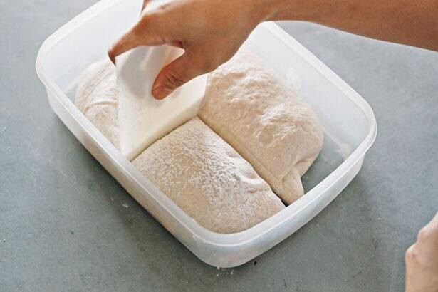 作業時間15分でパンが⁉ 簡単にできて大人気の「基本のこねないパン」を作ろう