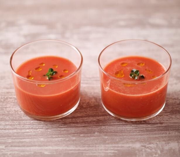 3分で完成！夏バテ予防にもぴったりな「簡単ガスパチョ風スープ」／野菜をすんごくおいしく食べるレシピ