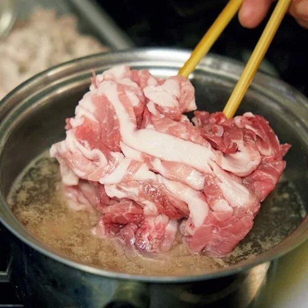 プロは豚こま600gをどう使う？ 一気にゆでて冷凍する「ゆで豚」が簡単で万能！