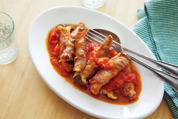 【きのこはダイエットの味方！】「エリンギの肉巻きトマト煮」のレシピ