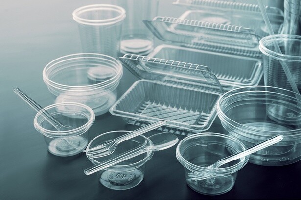 「プラスチック」誕生の立役者は？ビリヤードとの意外な関係性