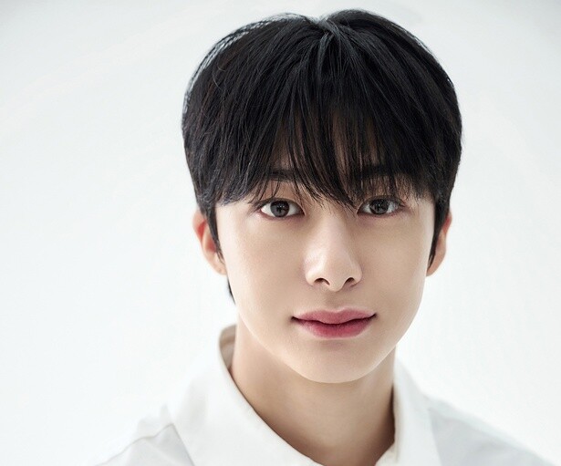 MONSTA Xチェ・ヒョンウォン「好きな日本の食べ物は海老カツ」『社長ドル・マート』インタビュー