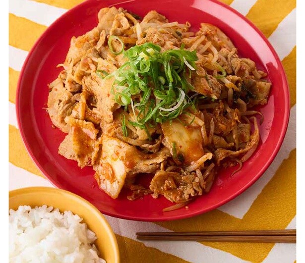 ご飯が進むメインのおかずがササっと完成「もやし豚キムチ」